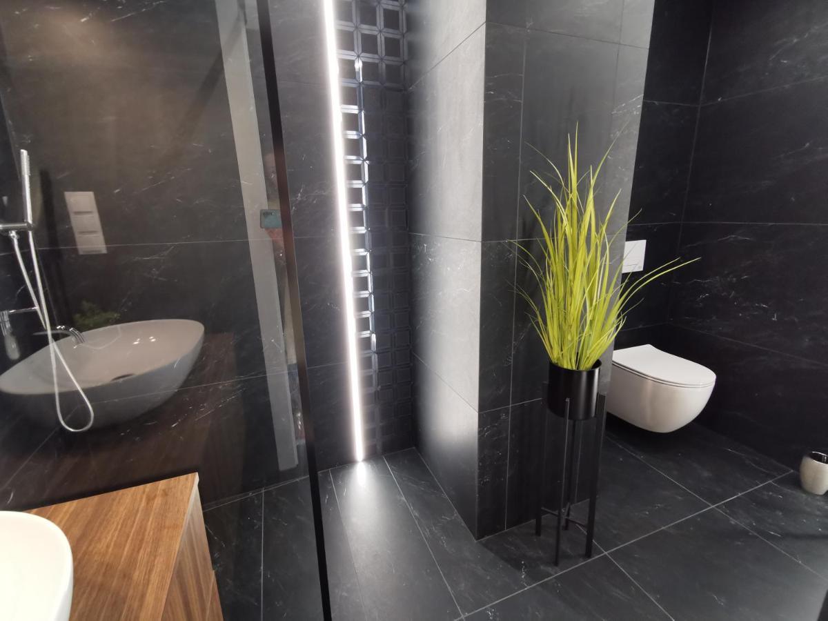 Apartamenty Kielce- Apartament Szmaragd Przy Zalew Kielecki, Faktura, Parking, Centrum Luaran gambar