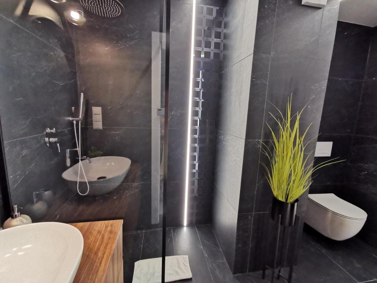 Apartamenty Kielce- Apartament Szmaragd Przy Zalew Kielecki, Faktura, Parking, Centrum Luaran gambar