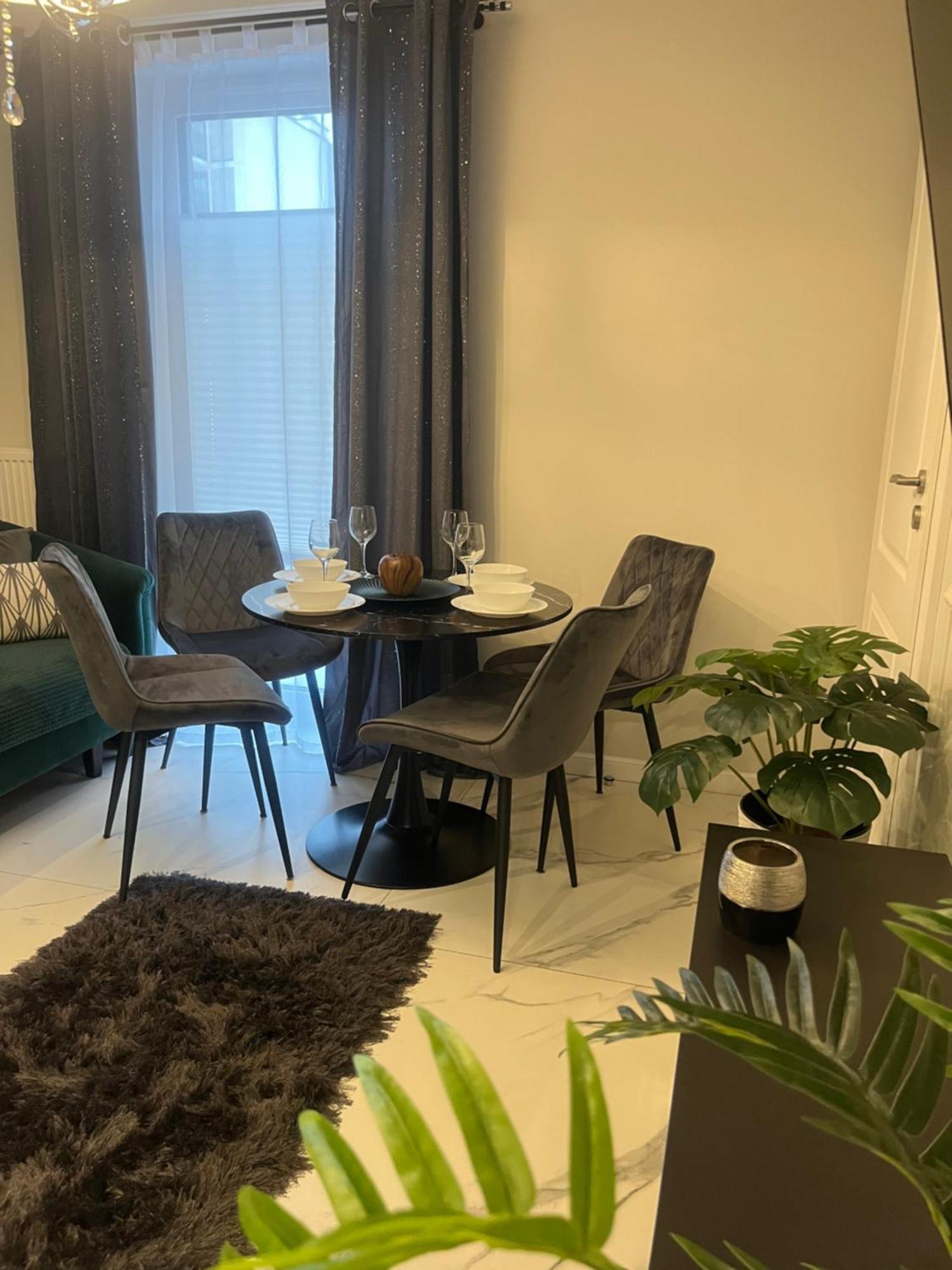 Apartamenty Kielce- Apartament Szmaragd Przy Zalew Kielecki, Faktura, Parking, Centrum Luaran gambar