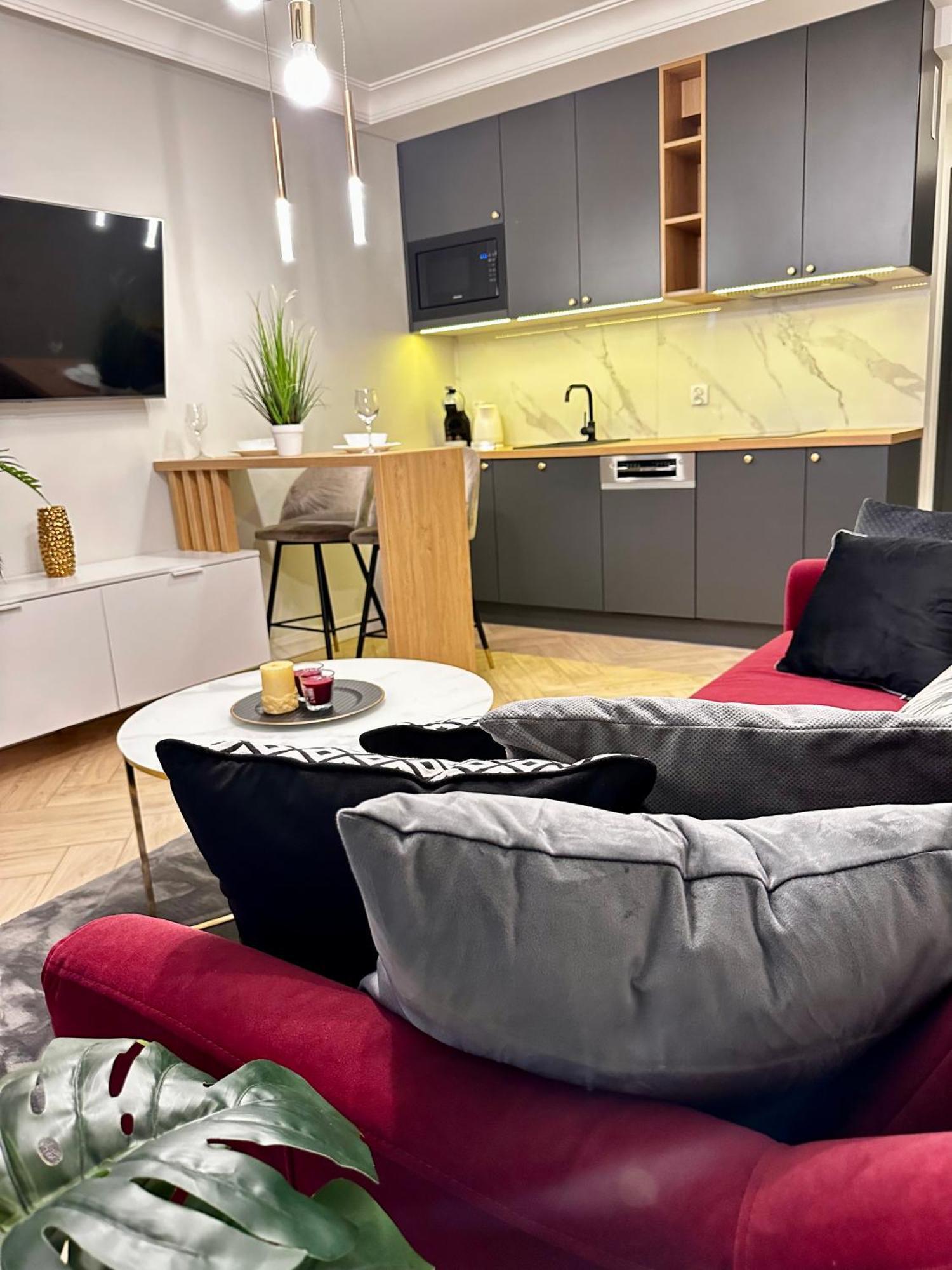 Apartamenty Kielce- Apartament Szmaragd Przy Zalew Kielecki, Faktura, Parking, Centrum Luaran gambar